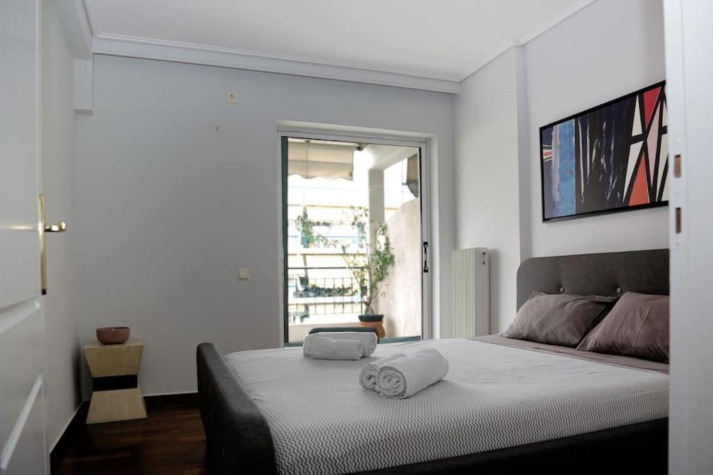 Charming Apartment Near Center Athén Kültér fotó